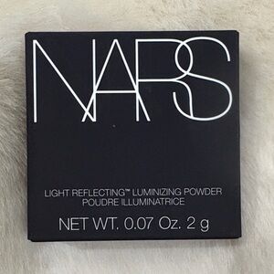 Mini NARS Light Reflecting Luminizing Powder